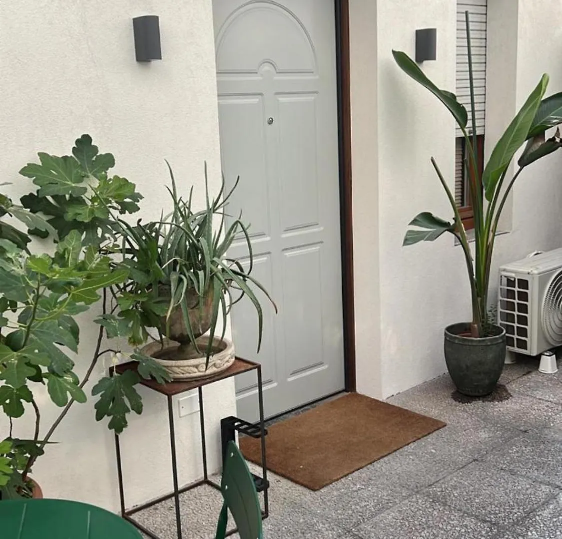 Nuovissimo Monolocale Con Cucina E Terrazzo Apartment Milan