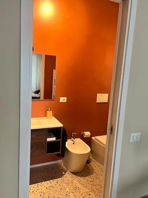 밀라노 Nuovissimo Monolocale Con Cucina E Terrazzo 아파트